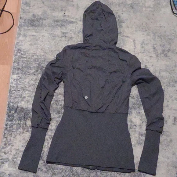 Lululemon | Thermal Jackets - Picture 6 of 6